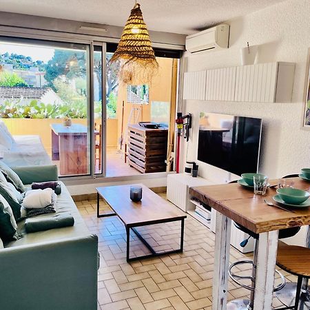 Cosy Deux Pieces Pour 4 Personnes En Centre Ville Classe كافالير سور مير المظهر الخارجي الصورة