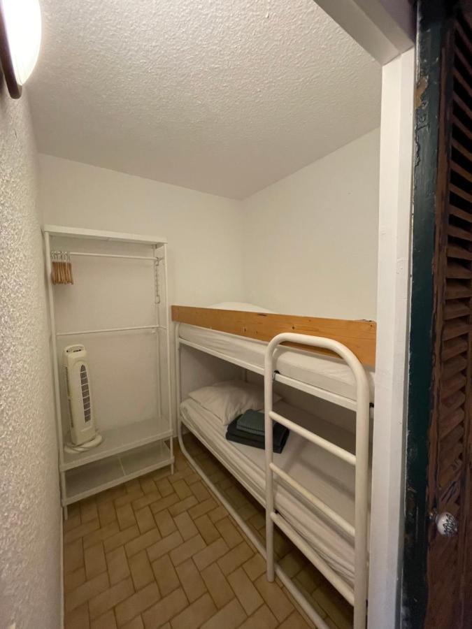 Cosy Deux Pieces Pour 4 Personnes En Centre Ville Classe كافالير سور مير المظهر الخارجي الصورة
